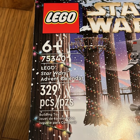 NIB 2022 LEGO Star Wars Christmas Advent Calendar 75340 - Picture 4 of 4